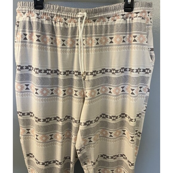 NWT Eddie Bauer Soft Pajama Set with Aztek Design Beige  Size XL - Picture 6 of 9